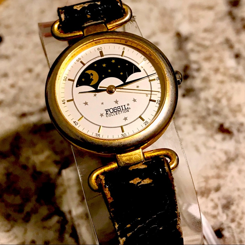RARE 1984 FOSSIL COLLECTION MOON PHASE WATCH